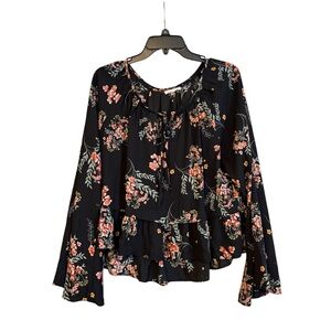Floral bell bottom‎ sleeve blouse, size large